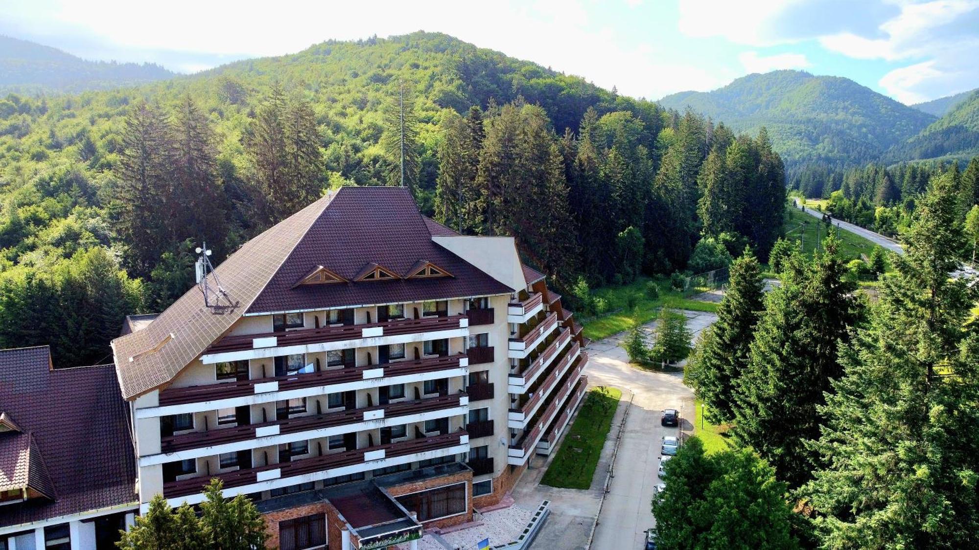 Hotel Bradul - Covasna Exterior foto